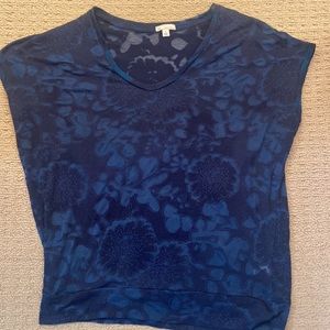 Gap Designed & Crafted Soft V Neck Sleeveless Top EUC